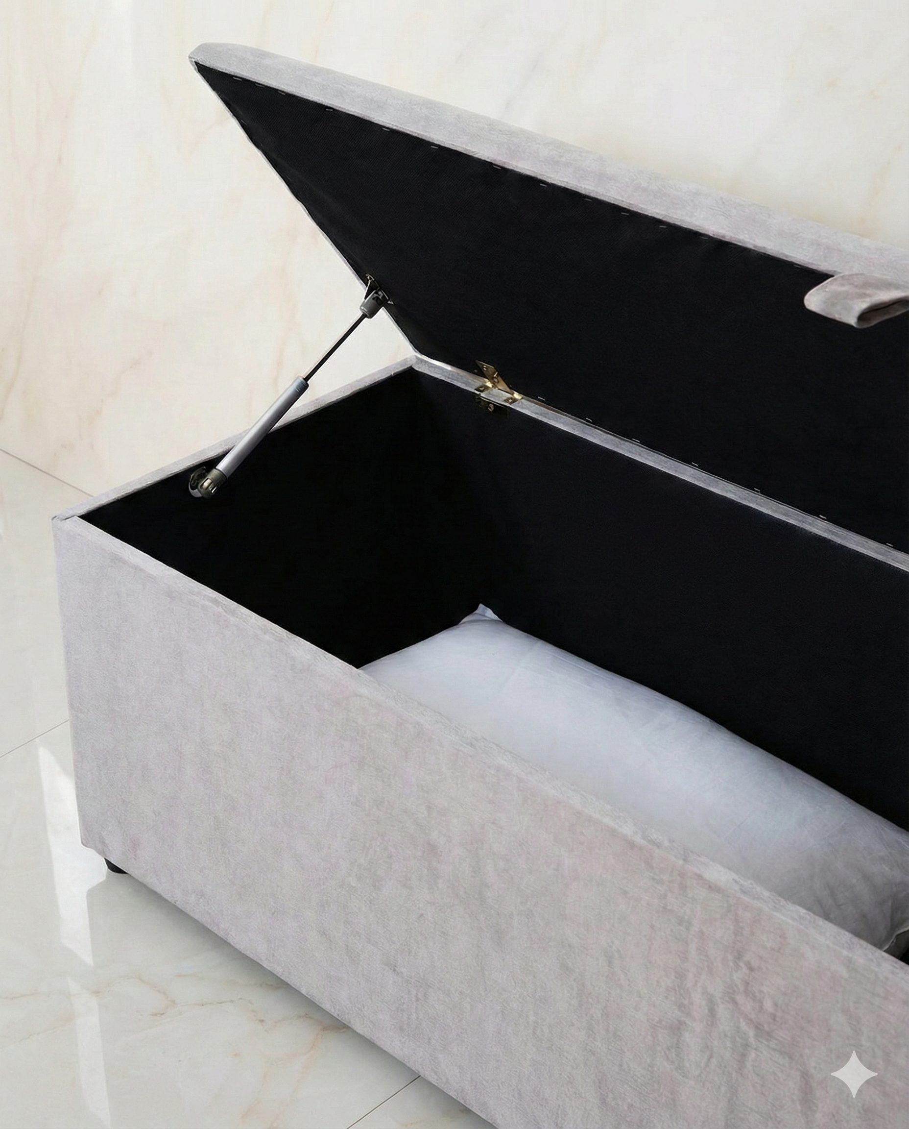 Aqualis ottoman storage Blanket box