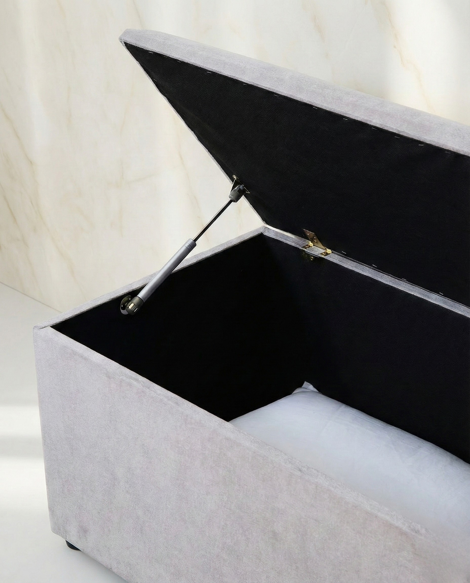 Drakion Ottoman Blanket Box