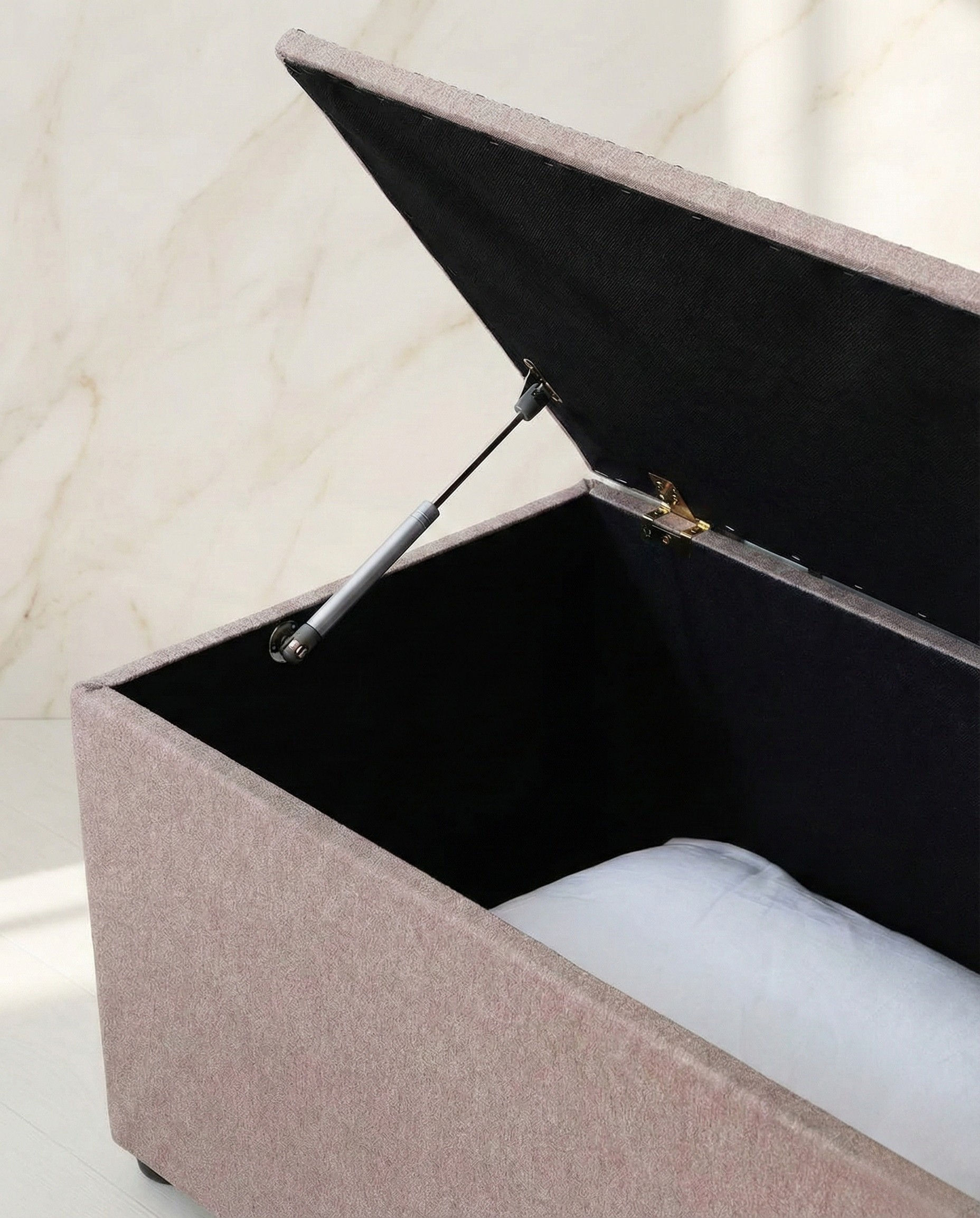 Glaucon Blanket Box