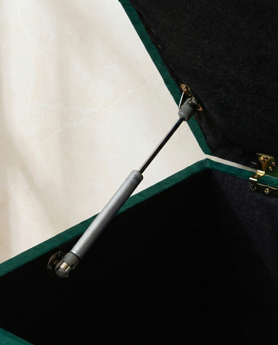 Myrthos Blanket Box